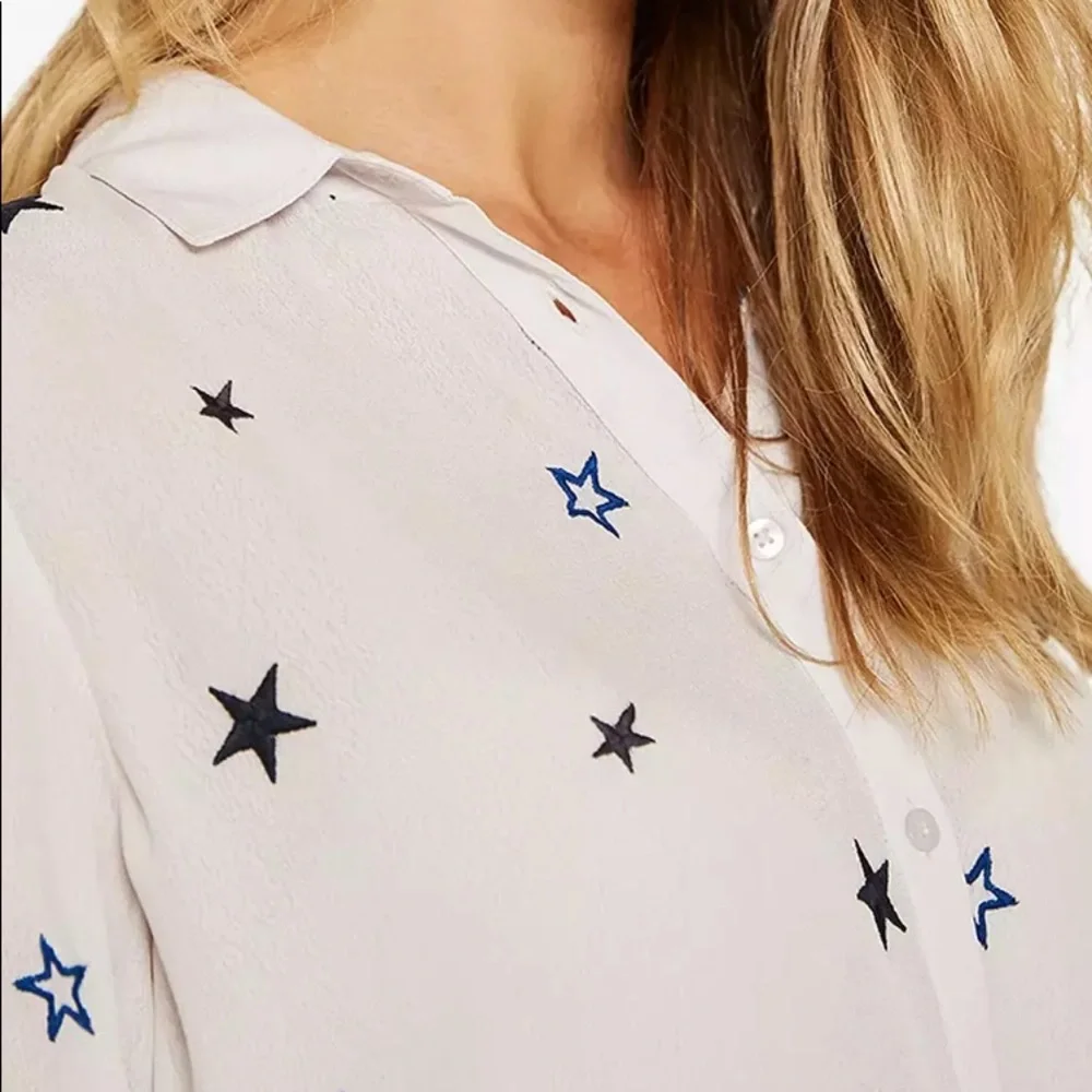 Women's Star Print Button Down Shirt - EUC - Picture 3 of 8